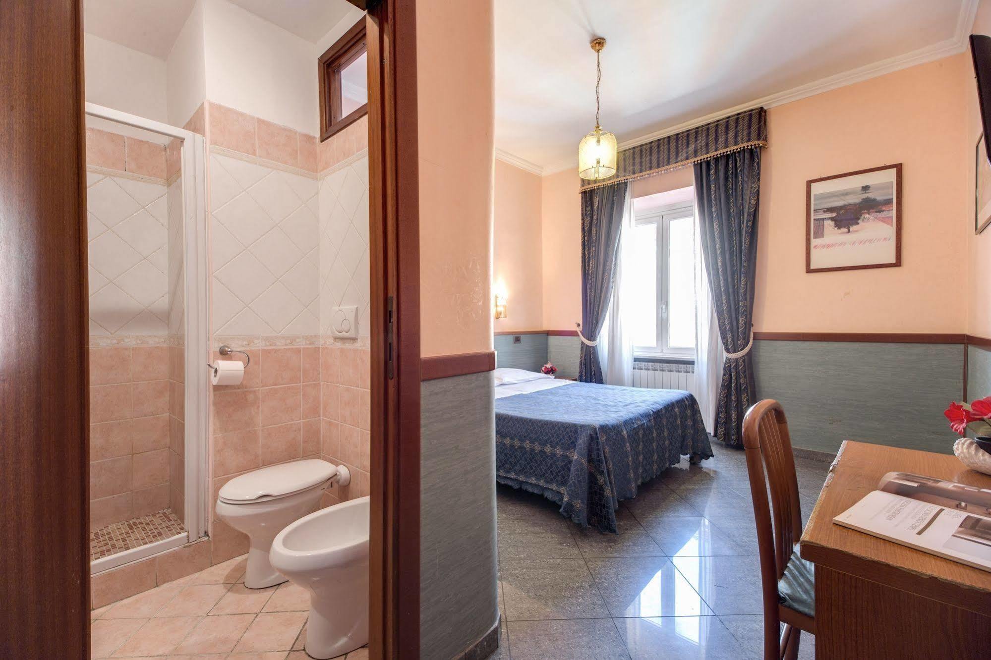 Hotel Soggiorno Blu Rome Bagian luar foto