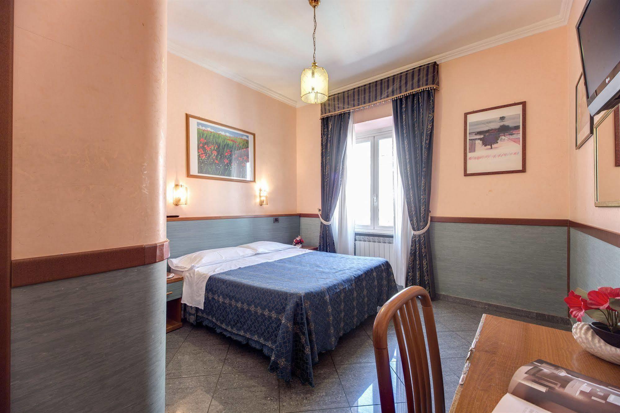 Hotel Soggiorno Blu Rome Bagian luar foto