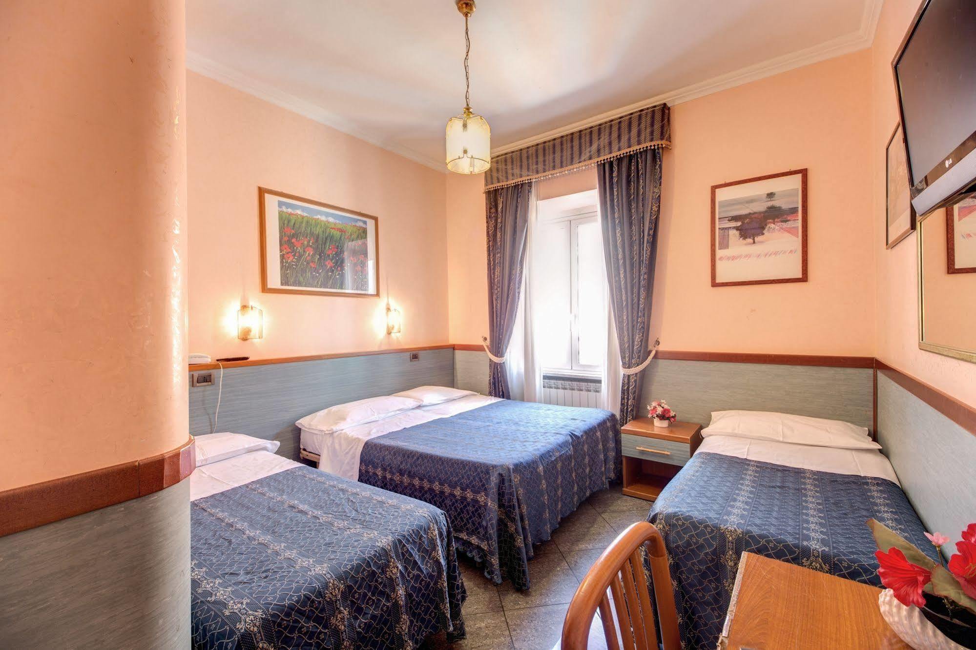 Hotel Soggiorno Blu Rome Bagian luar foto